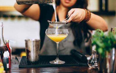 10 Compelling Reasons to Join a Bartending Course